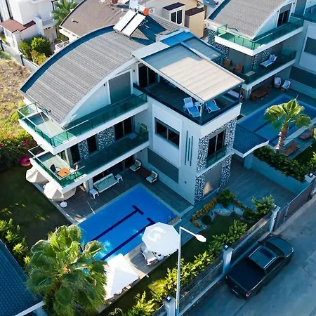 Belektana Villa *